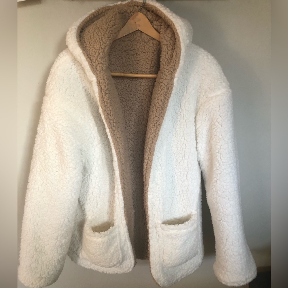 Wooly reversible Sherpa jacket type COMFY NWOT